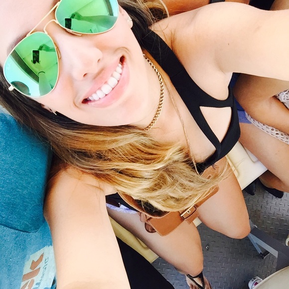 Meet your Posher, AvyB - Picture 5 of 7